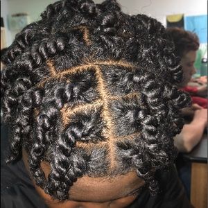 Meet your Posher, Omari